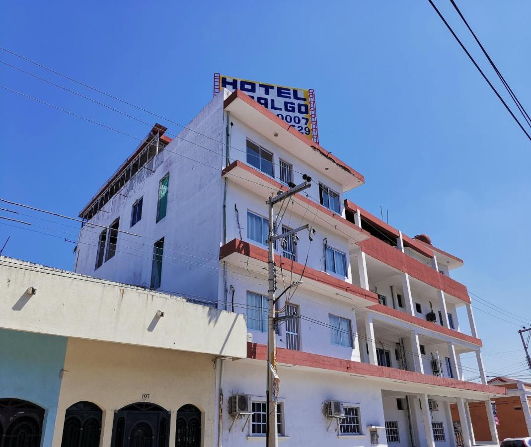 Capital O Hotel Hidalgo Paraíso Exteriör bild